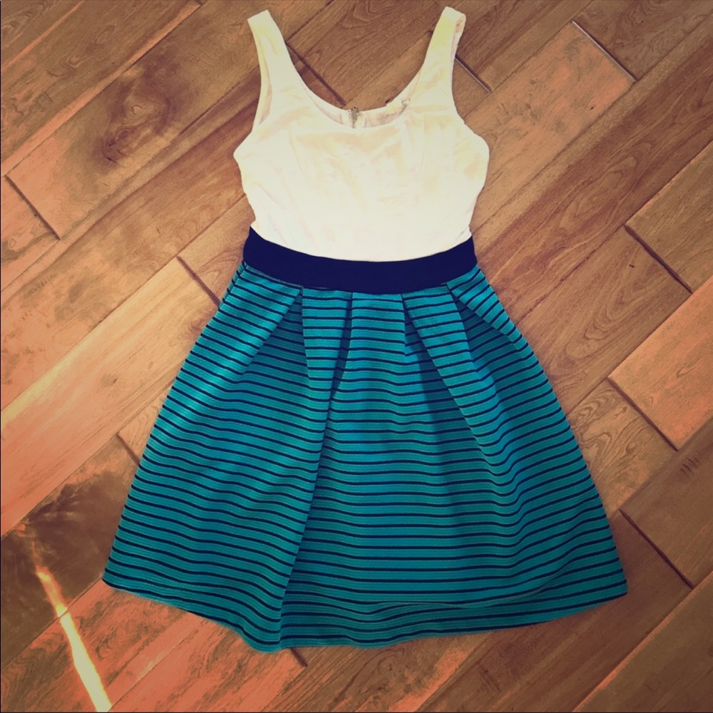 Beautiful ModCloth Dress